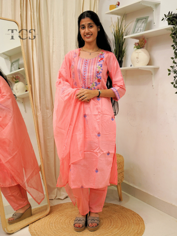 Blush Bloom Embroidered 3 piece Kurti Set