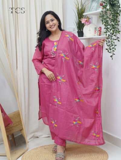 Kota parrot Embroidered Kurti Set with Dupatta