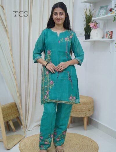 Teal Linen Painted & Thread Embroidered Kurta Set