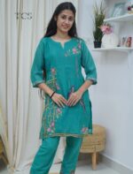 Teal Linen Painted & Thread Embroidered Kurta Set - Image 2